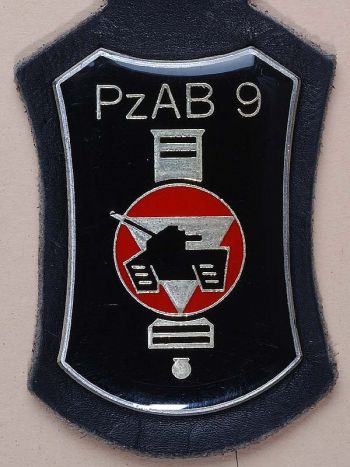 Coat of arms (crest) of the 9th Armoured Artillery Battalion, Austrian Army