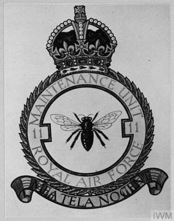 Coat of arms (crest) of the No 11 Maintenance Unit, Royal Air Force
