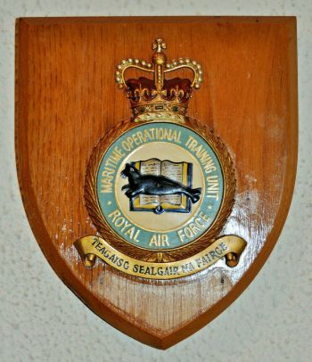 Coat of arms (crest) of the Martitime Operational Training Unit, Royal Air Force