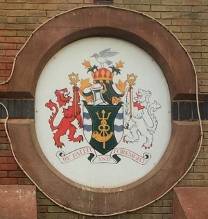 Coat of arms (crest) of Wirral