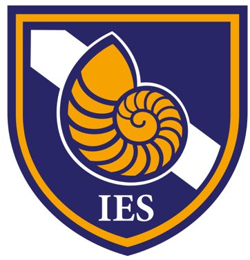 Coat of arms (crest) of Helderberg International School