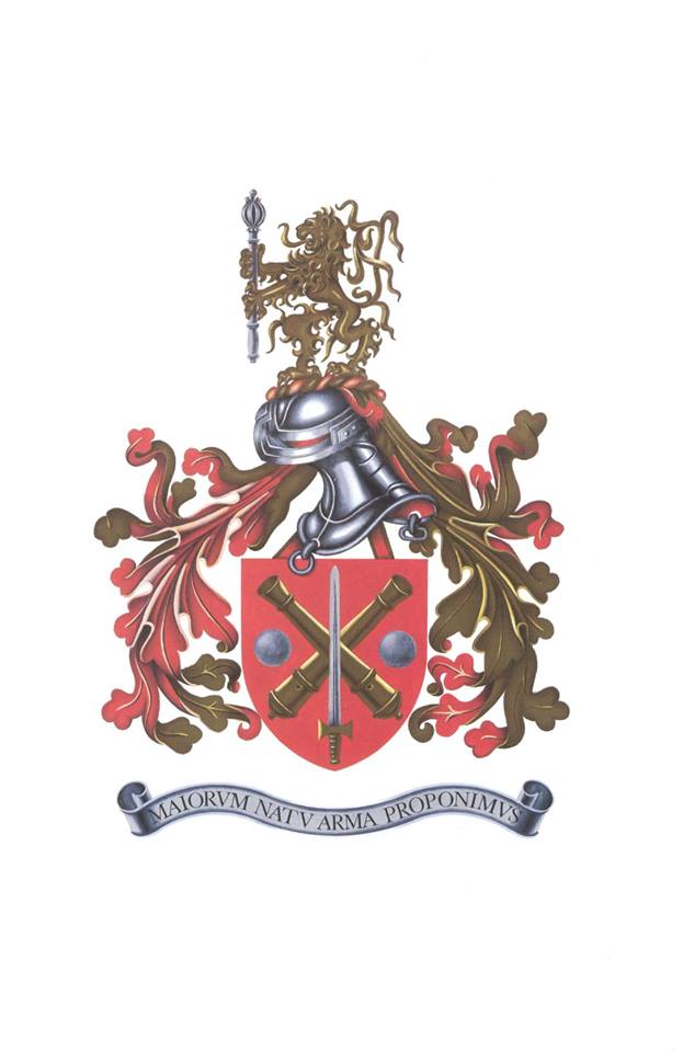 center Coat of arms (crest) of Military Museum, Portuguese Army