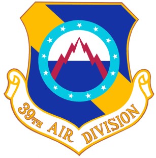 Coat of arms (crest) of the 39th Air Division, US Air Force