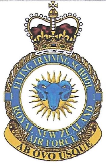 Coat of arms (crest) of the No 1 Flying Training School, RNZAF