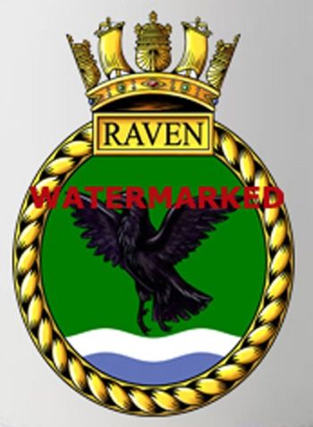Coat of arms (crest) of the HMS Raven, Royal Navy