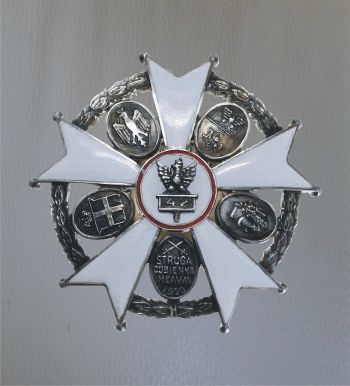 Coat of arms (crest) of the 42nd General J.H. Dąbrowski's Infantry Regiment, Polish Army