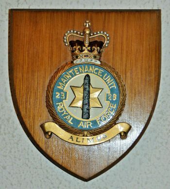 Coat of arms (crest) of the No 23 Maintenance Unit, Royal Air Force